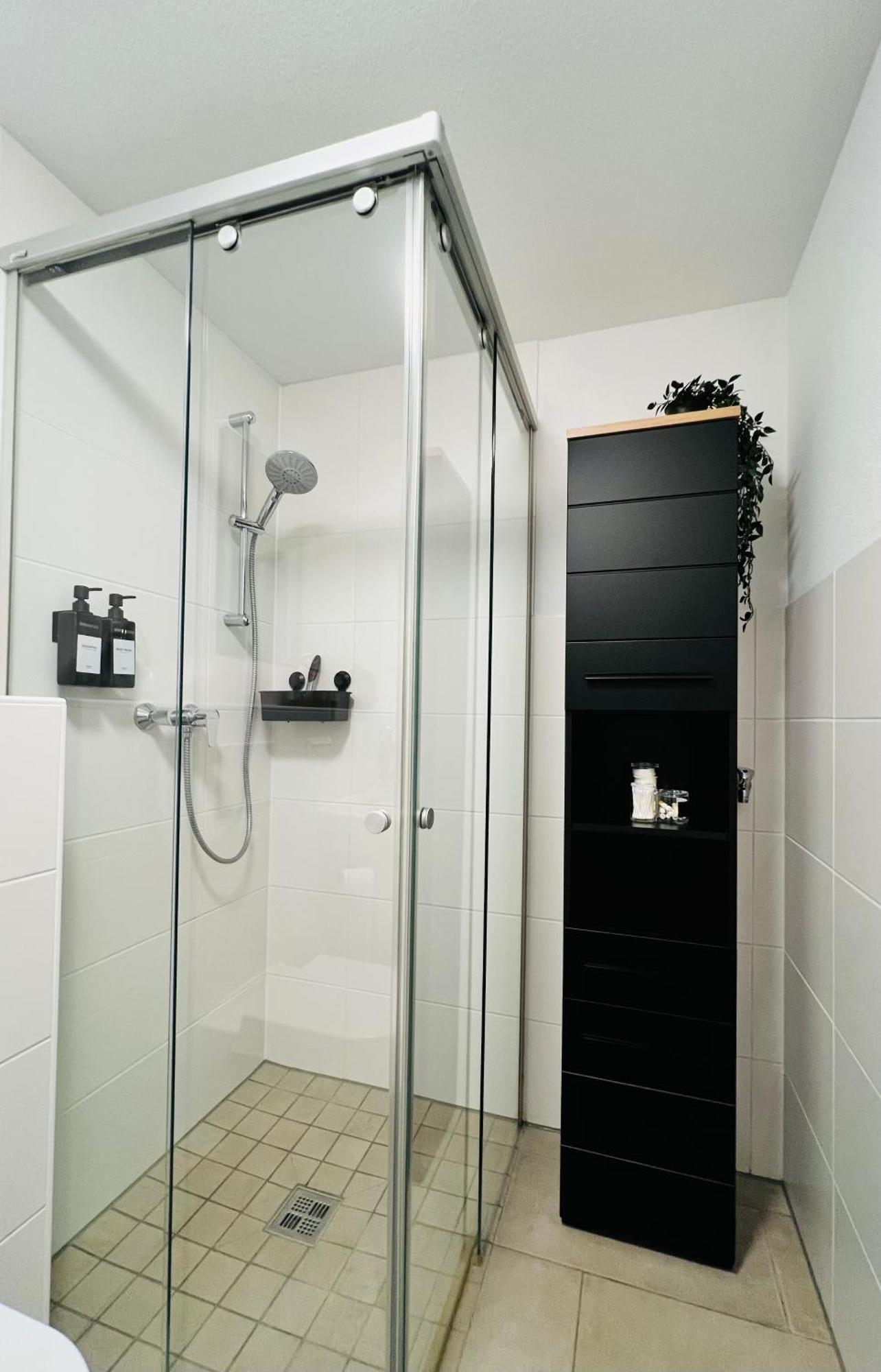 Moderne Wohnung Naehe Hbf-Lift-Tiefgarage-Contactless Check-In Hannover Exteriör bild